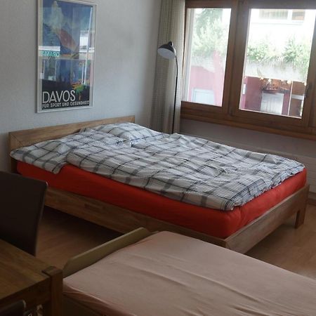 Lovely 1-Bedroom Apartment In The Heart Of Νταβός Εξωτερικό φωτογραφία